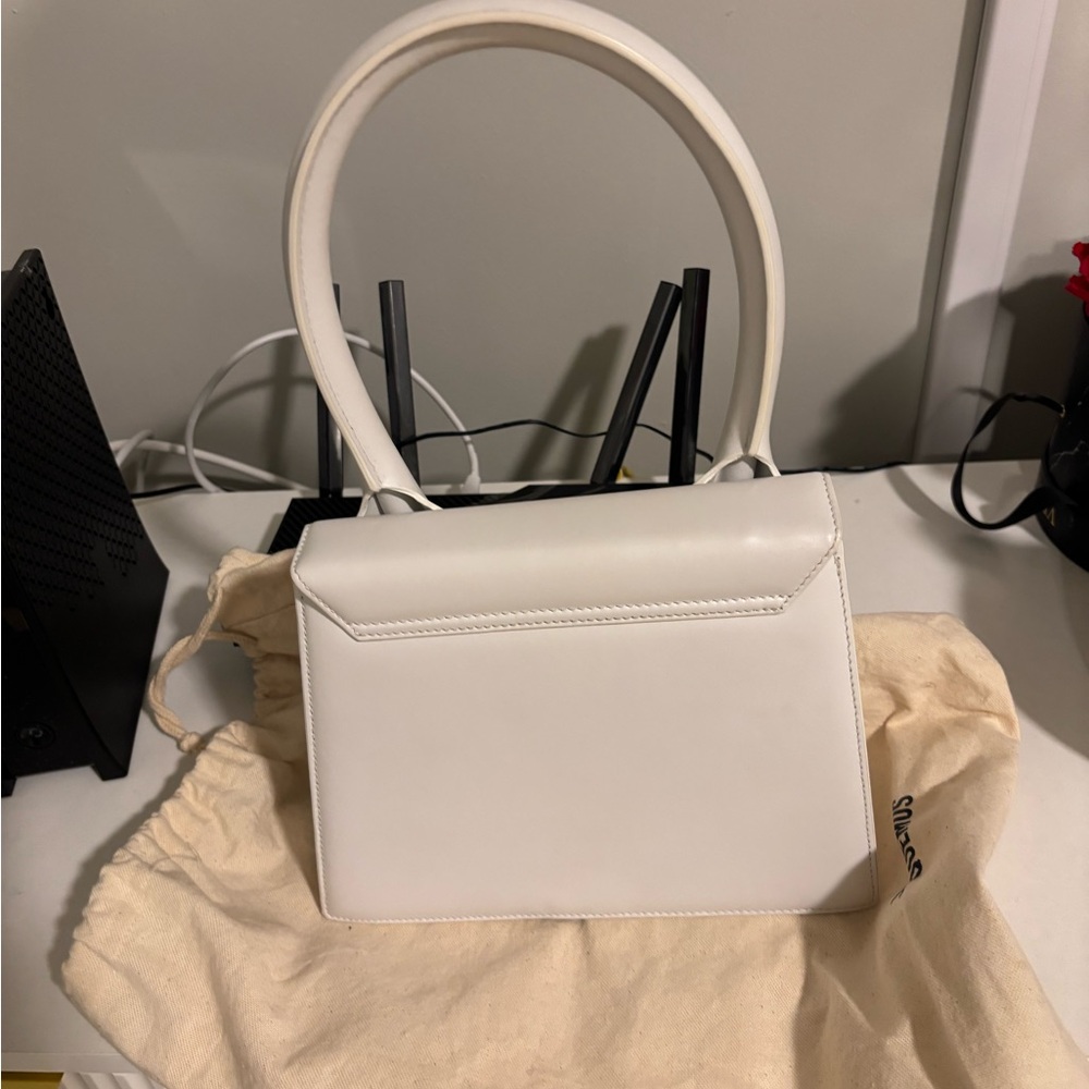 Authentic Jacquemus le Grand Chiquito top handle bag. - Picture 2 of 3